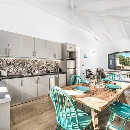 Astra Ena * Vasilikí